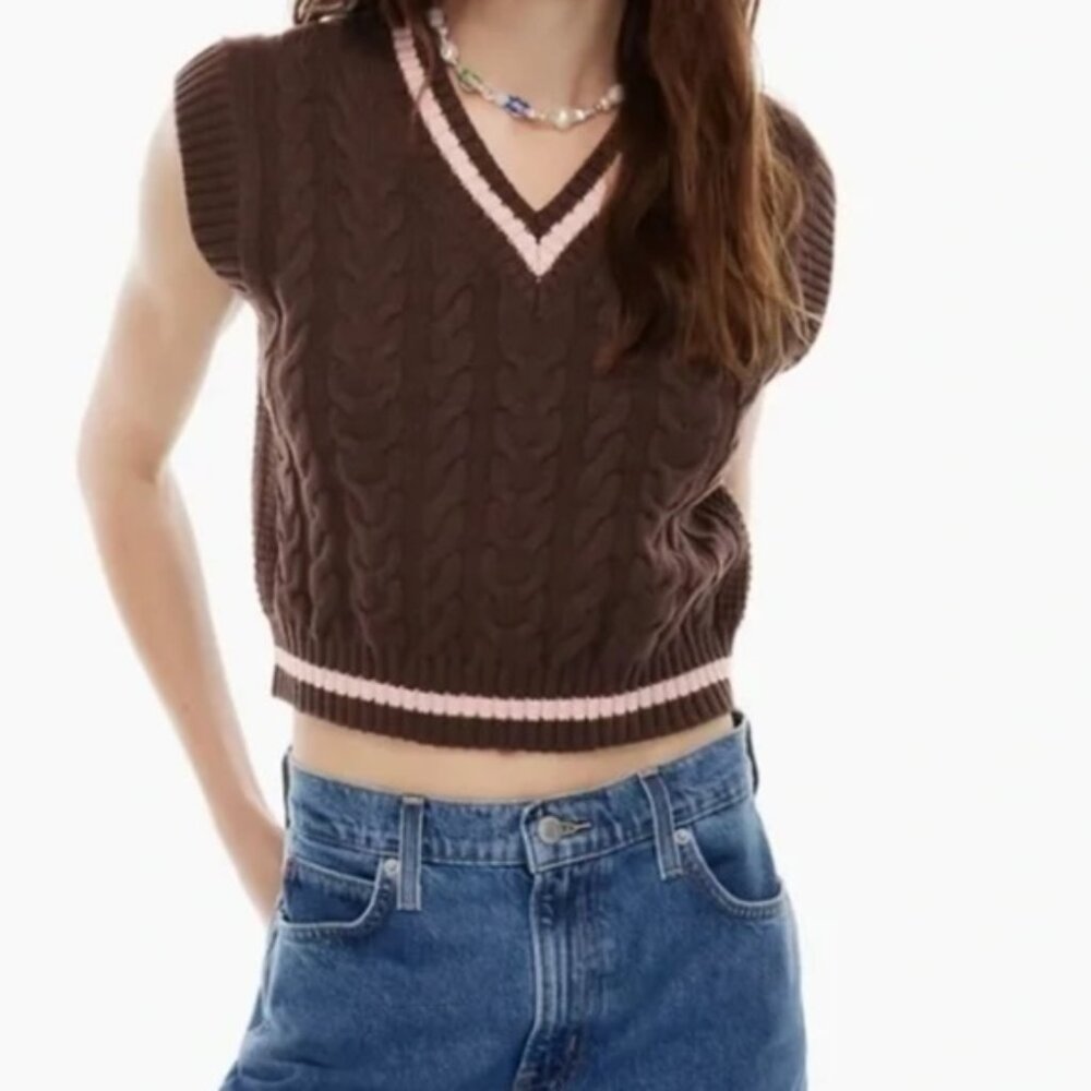 NWOT NEVER WORN Aritzia Sunday Best Winston Sweater Vest Size XS